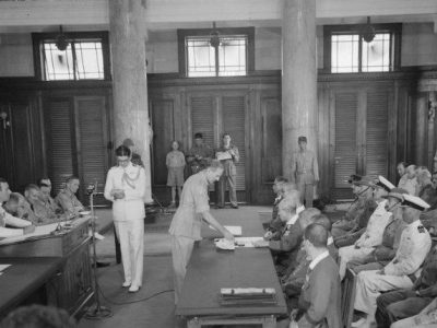 WW2-Japanese-surrender-sign-at-City-Hall